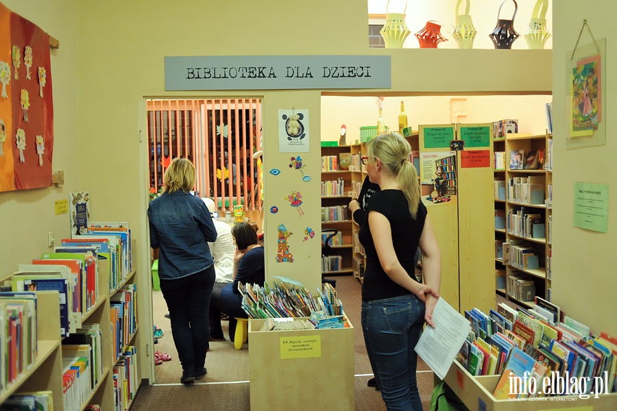 Czytanie bajek w Bibliotece nr 4, fot. 5