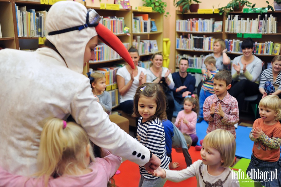 Czytanie bajek w Bibliotece nr 4, fot. 12