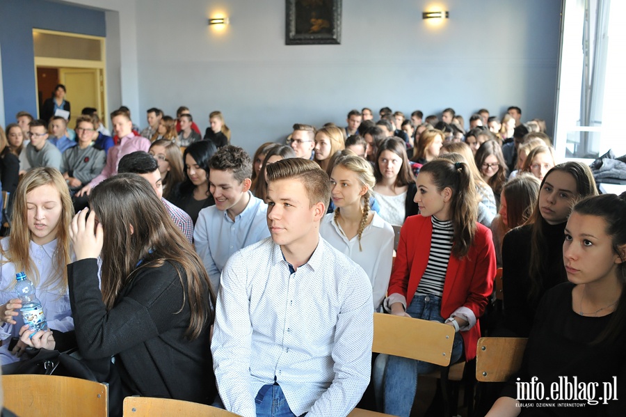 Inauguracja roku szkolno-akademickiego w II LO, fot. 2