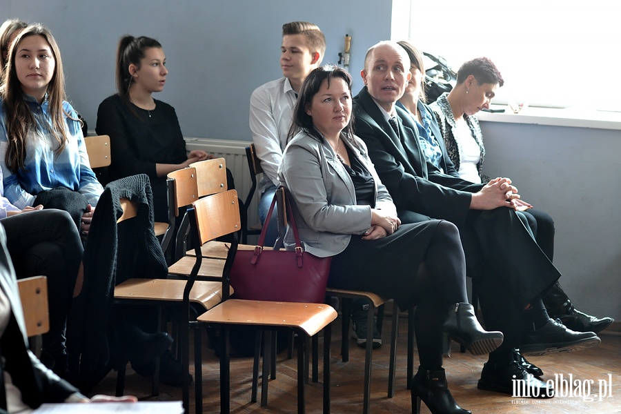 Inauguracja roku szkolno-akademickiego w II LO, fot. 20