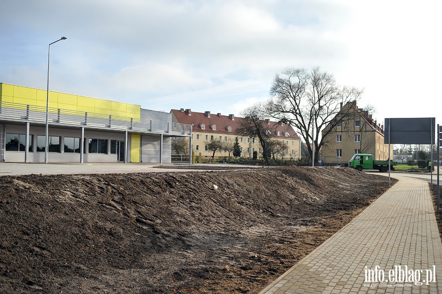 Pierwsza cz parku handlowego na Rawskiej gotowa, fot. 18