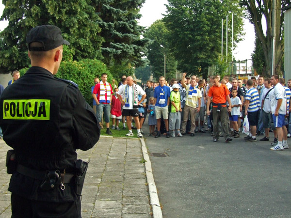 Zamieszki po meczu III ligi Olimpia Elblg - Drwca Now, fot. 18