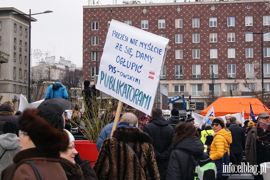 Elblski KOD na manifestacji "Wolne media" w Warszawie, fot. 2