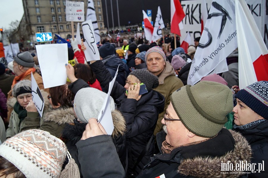Elblski KOD na manifestacji "Wolne media" w Warszawie, fot. 14