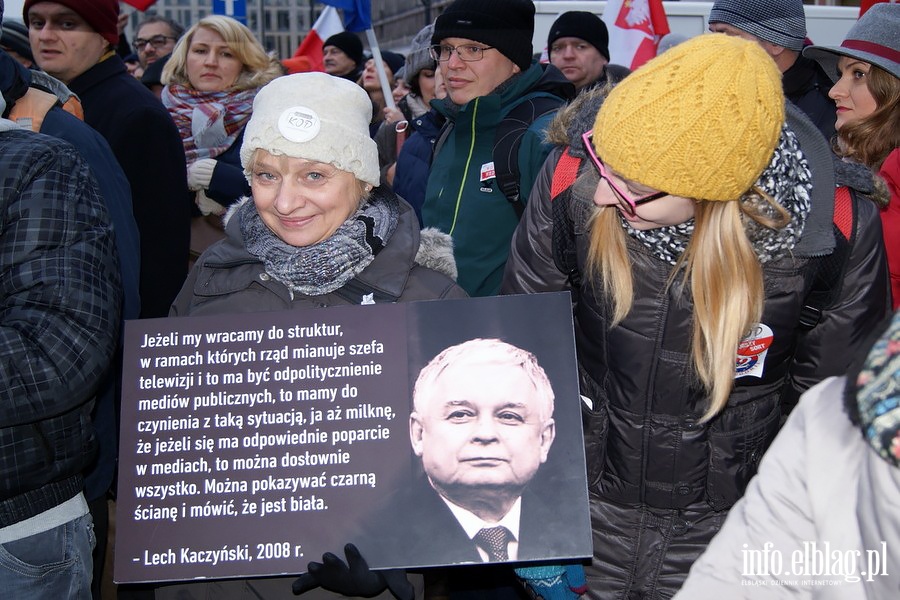 Elblski KOD na manifestacji "Wolne media" w Warszawie, fot. 35