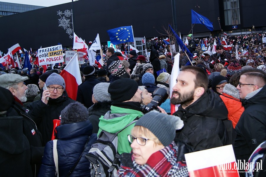 Elblski KOD na manifestacji "Wolne media" w Warszawie, fot. 36