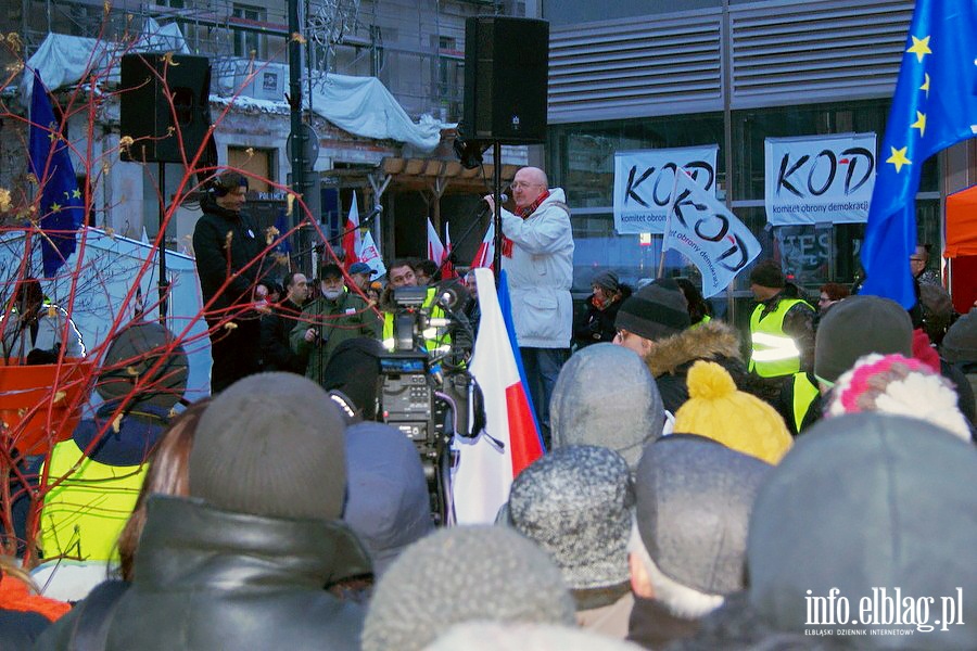 Elblski KOD na manifestacji "Wolne media" w Warszawie, fot. 53