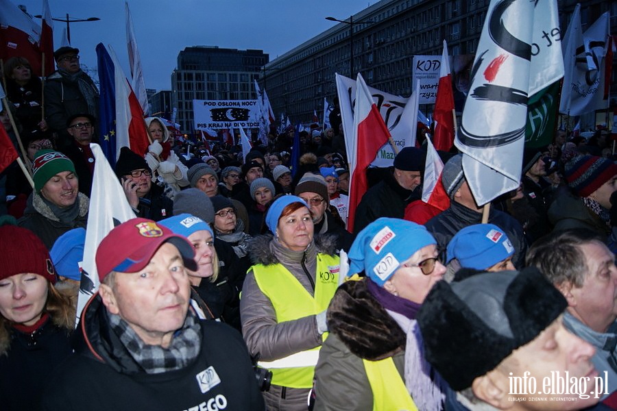 Elblski KOD na manifestacji "Wolne media" w Warszawie, fot. 54