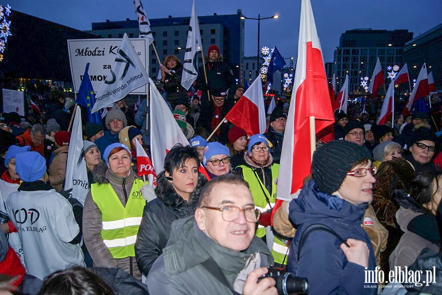 Elblski KOD na manifestacji "Wolne media" w Warszawie, fot. 59