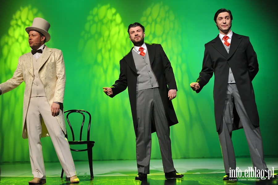 Musical pt. " Miłość ci wszystko wybaczy ", fot. 9