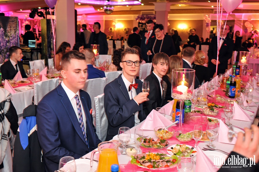 Zobacz zdjęcia ze Studniówki ZSEiO, fot. 99