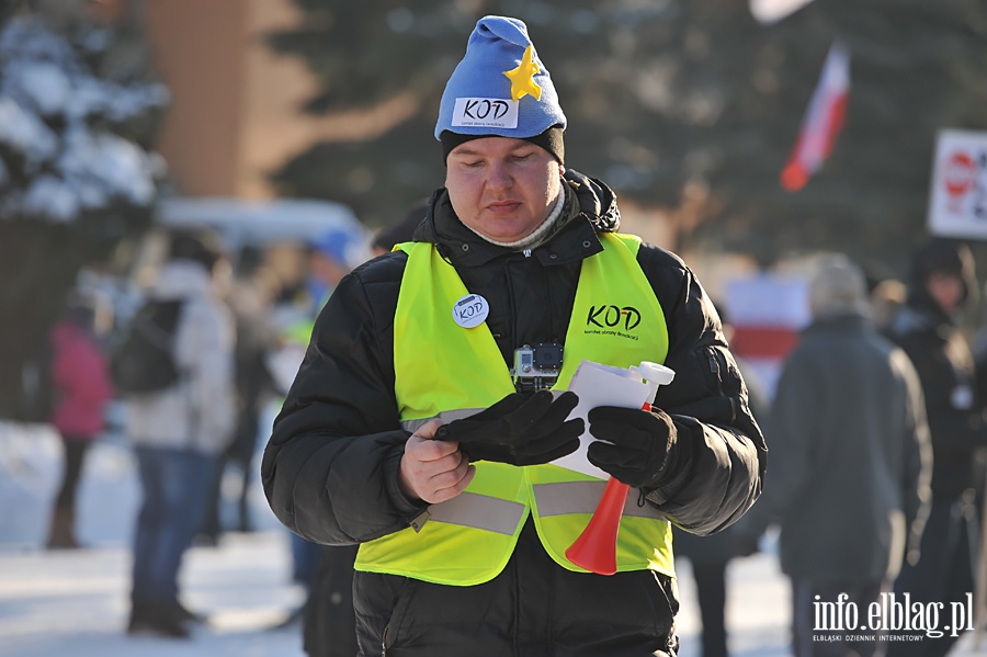 Manifestacja KOD w Elblgu, fot. 1