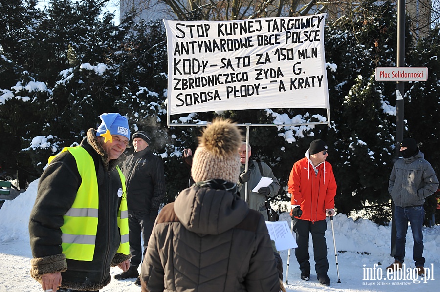 Manifestacja KOD w Elblgu, fot. 7