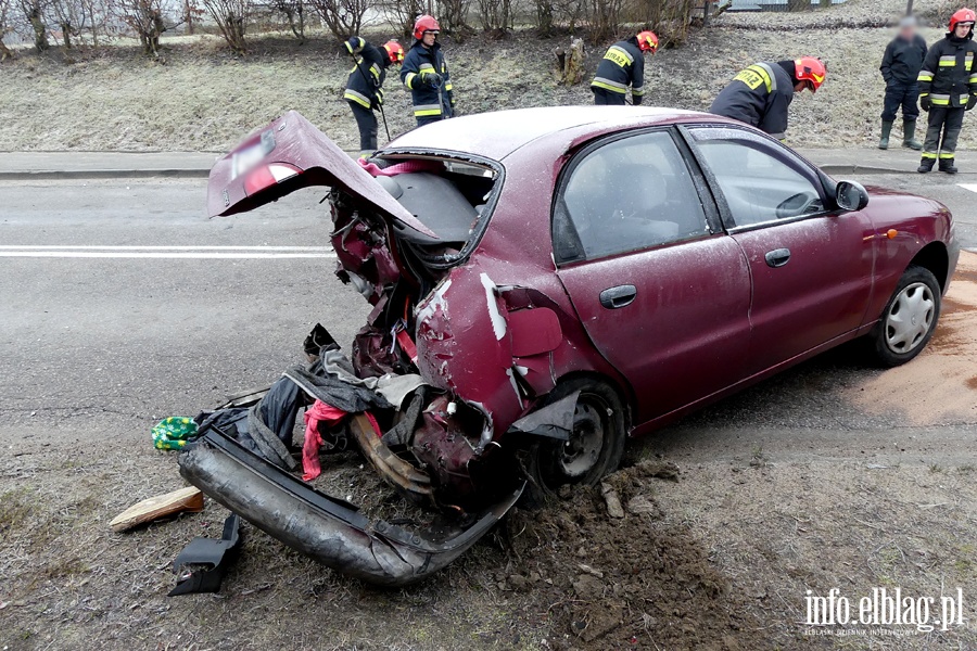 liski poranek na drogach. Seria zdarze na oblodzonej Krlewieckiej, fot. 5