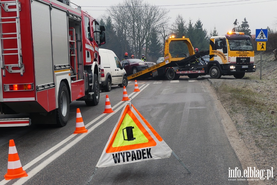 liski poranek na drogach. Seria zdarze na oblodzonej Krlewieckiej, fot. 13