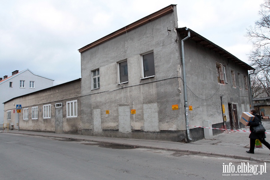 Wyburzony budynek ul. Kosynierw Gdyskich 41, fot. 1