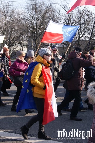 Elblążanie na stołecznym marszu Komitetu Obrony Demokracji - 27.02.2016, fot. 37