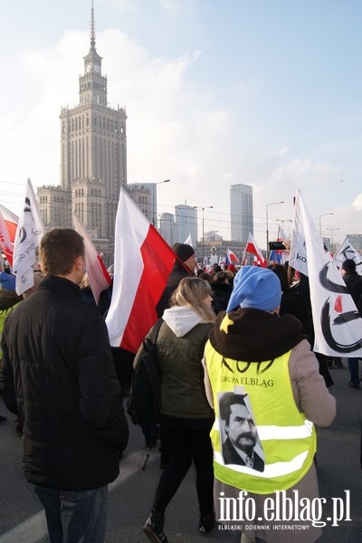 Elblążanie na stołecznym marszu Komitetu Obrony Demokracji - 27.02.2016, fot. 76