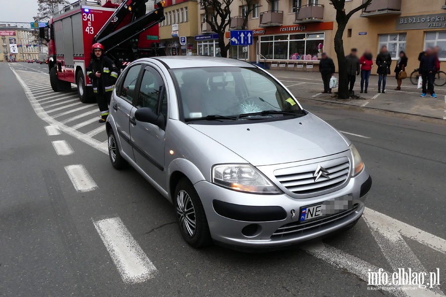 Potrcenie 13-latka na Hetmaskiej. Chopiec wbieg wprost pod samochd, fot. 5