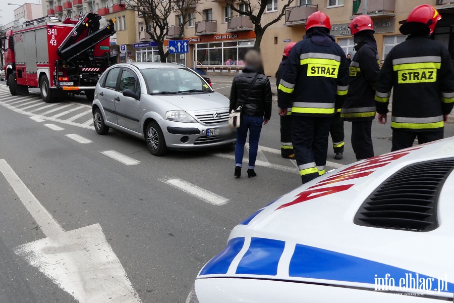 Potrcenie 13-latka na Hetmaskiej. Chopiec wbieg wprost pod samochd, fot. 8