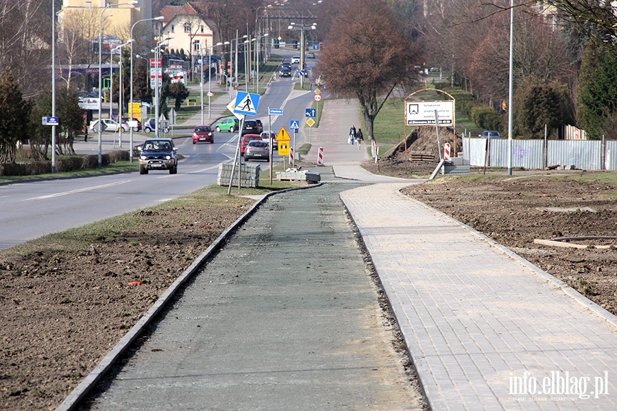 Budowa cieki rowerowej na ul. Krlewieckiej, fot. 7