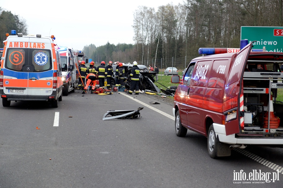 Tragiczny wypadek na S22. Trzy osoby nie yj, dwie s ranne, fot. 4