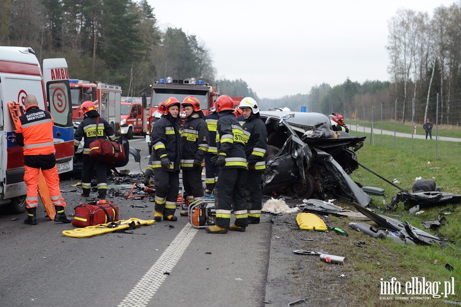 Tragiczny wypadek na S22. Trzy osoby nie yj, dwie s ranne, fot. 5