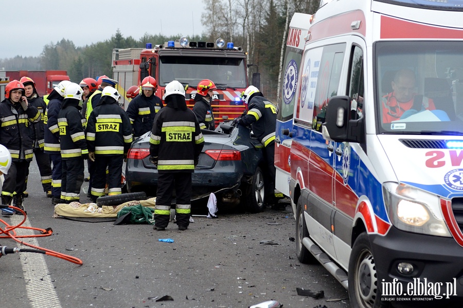 Tragiczny wypadek na S22. Trzy osoby nie yj, dwie s ranne, fot. 24