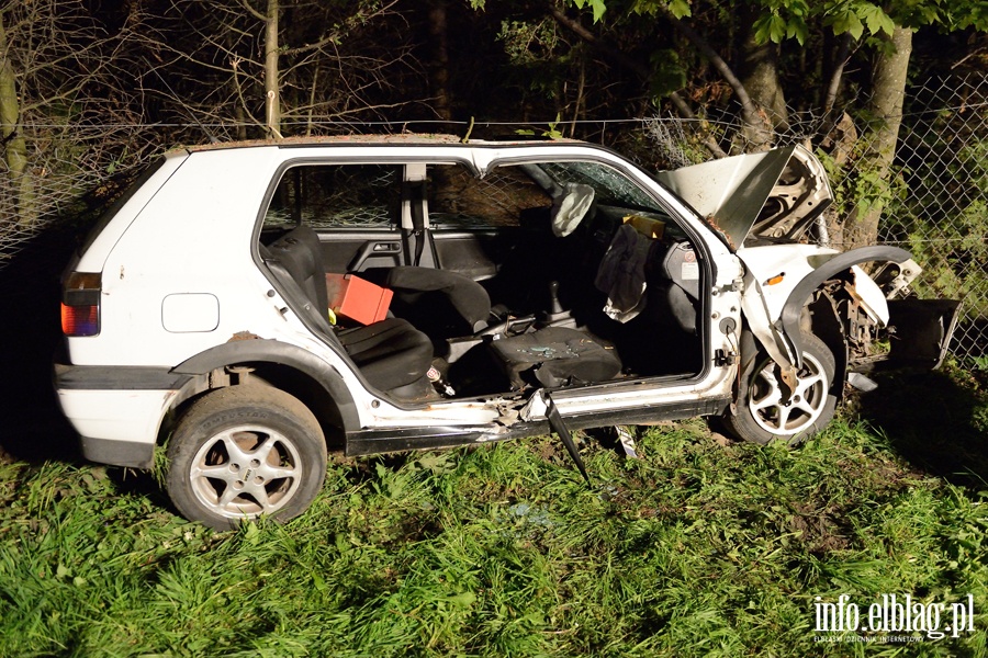 Wypadek w Gronowie Grnym. Pi osb rannych, kierowca prawdopodobnie pijany!, fot. 19