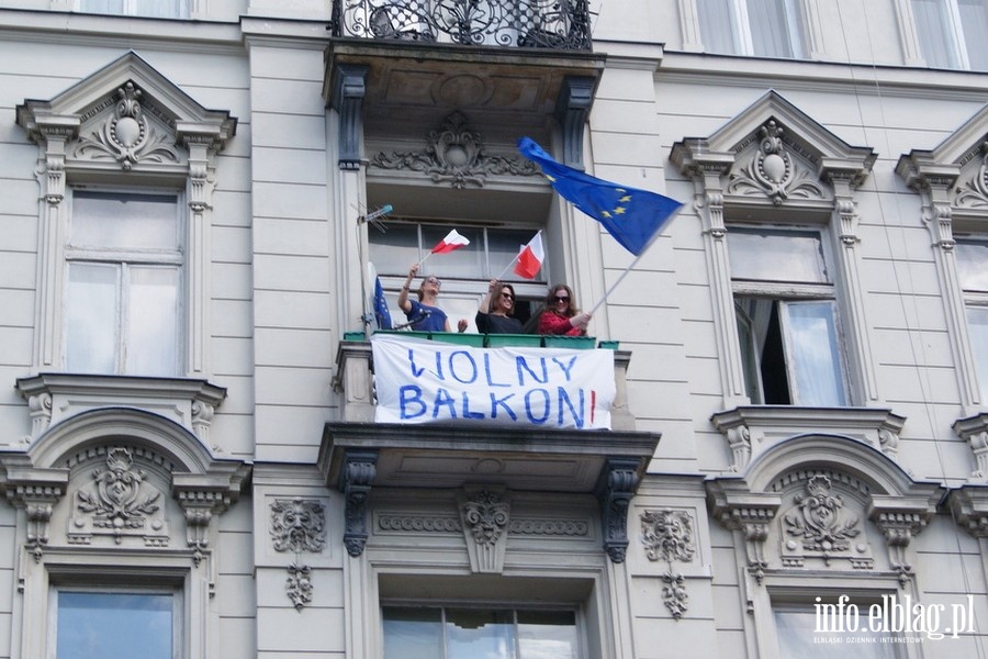 Elblanie podczas stoecznego przemarszu KOD "Jestemy i bdziemy w Europie!", fot. 32