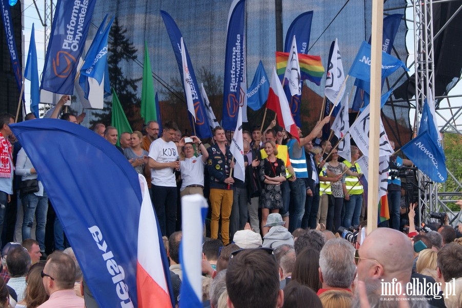 Elblanie podczas stoecznego przemarszu KOD "Jestemy i bdziemy w Europie!", fot. 61