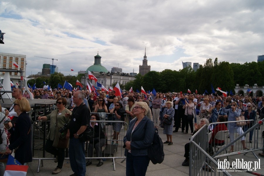 Elblanie podczas stoecznego przemarszu KOD "Jestemy i bdziemy w Europie!", fot. 65