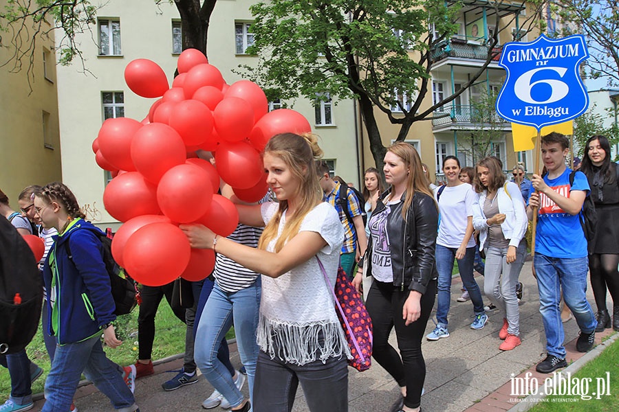 Przemarsz osb niepenosprawnych ulicami Elblga, fot. 7