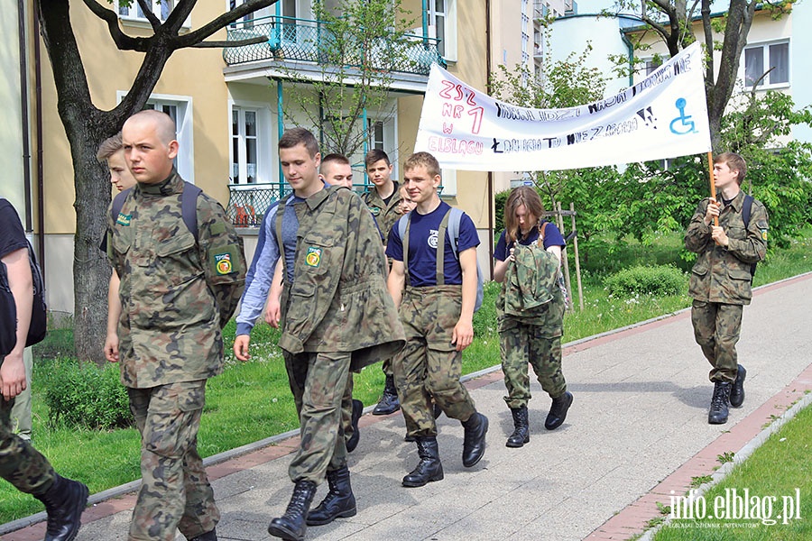 Przemarsz osb niepenosprawnych ulicami Elblga, fot. 10