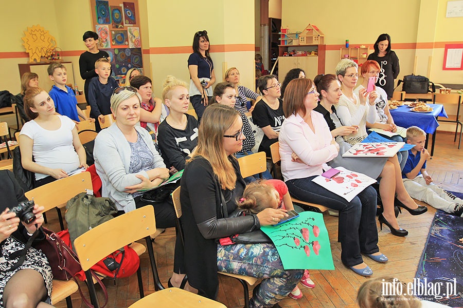 W wierszach pokazali, jak bardzo kochaj swoje mamy, fot. 24