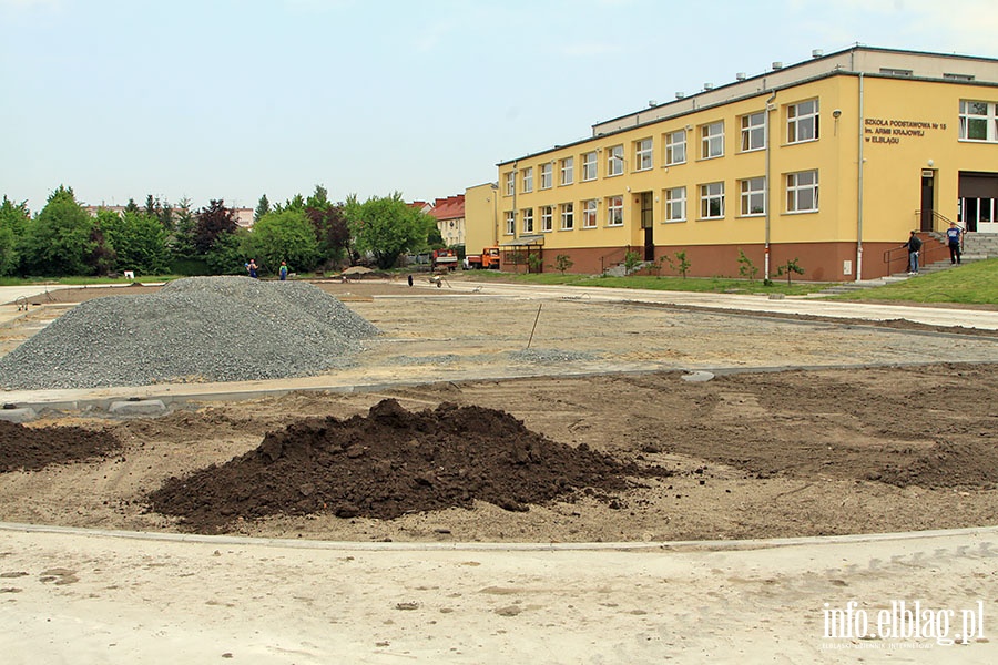 Budowa boiska LA przy SP 15 ulica Modlinska , fot. 9