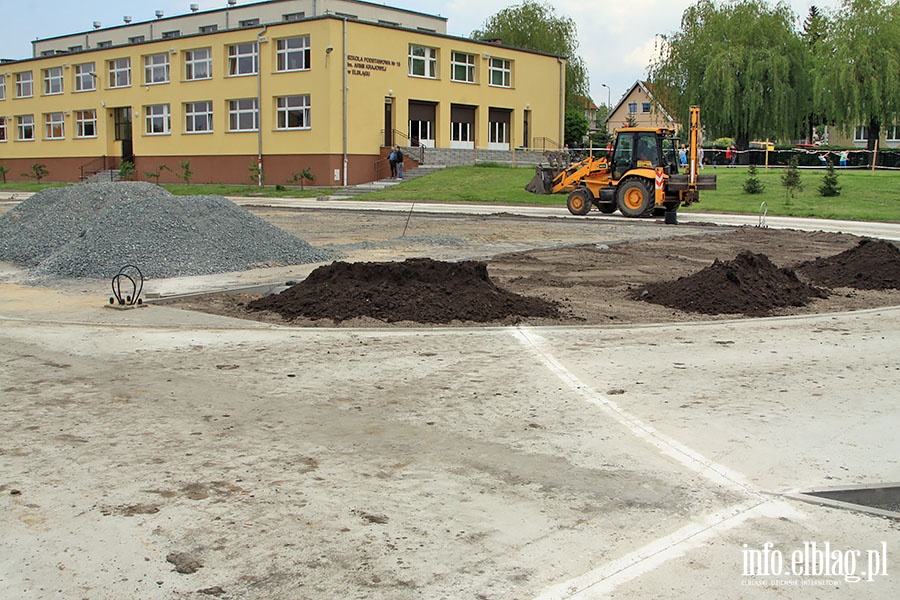 Budowa boiska LA przy SP 15 ulica Modlinska , fot. 11