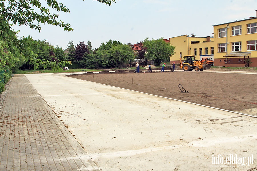 Budowa boiska LA przy SP 15 ulica Modlinska , fot. 13