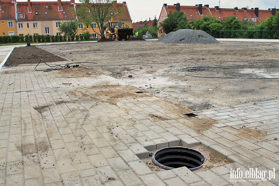Budowa boiska LA przy SP 15 ulica Modlinska , fot. 15