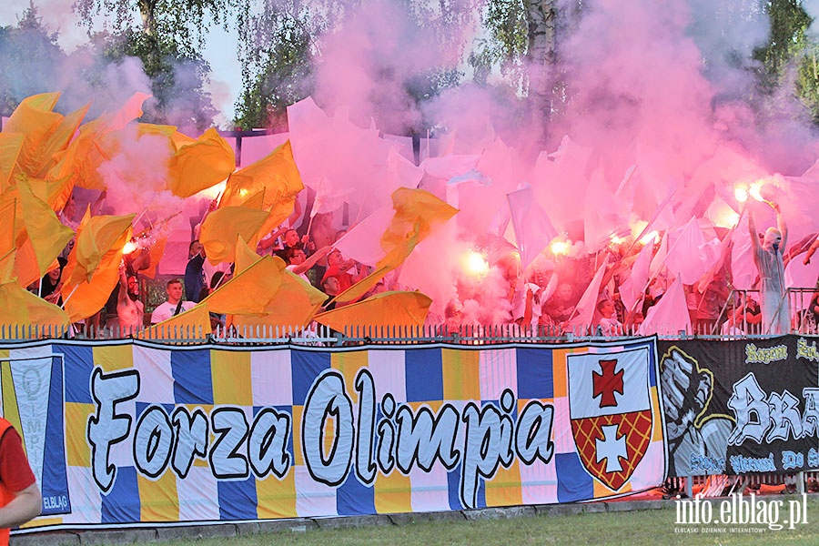 Olimpia wygraa z om i zagra w baraach o II lig , fot. 48