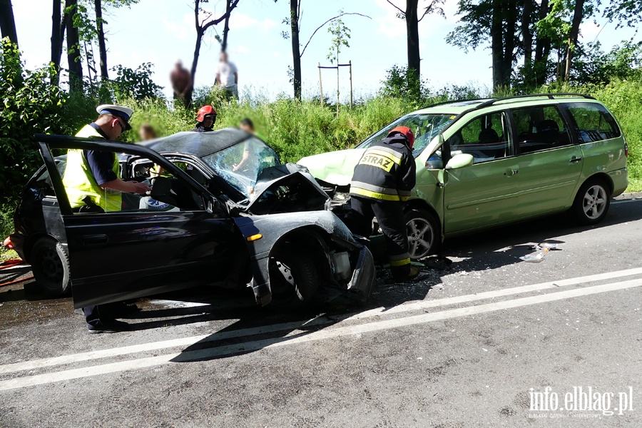 miertelny wypadek na drodze nr 503. Jedna osoba zmara w szpitalu, fot. 28