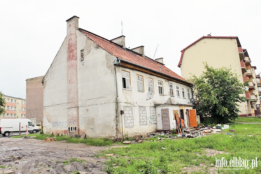 Z Traugutta znikęła kolejna kamienica, fot. 1