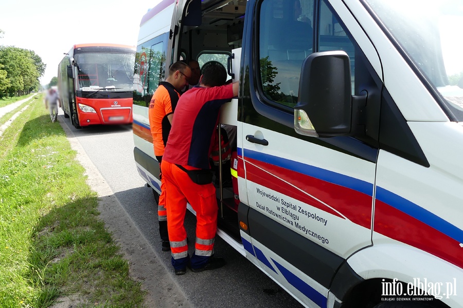 Kazimierzowo: zderzenie autokaru z pojazdem dostawczym. Byo gronie!, fot. 7