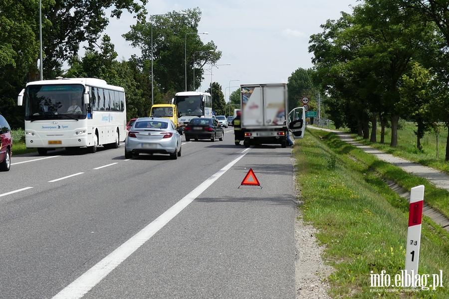 Kazimierzowo: zderzenie autokaru z pojazdem dostawczym. Było groźnie!, fot. 9