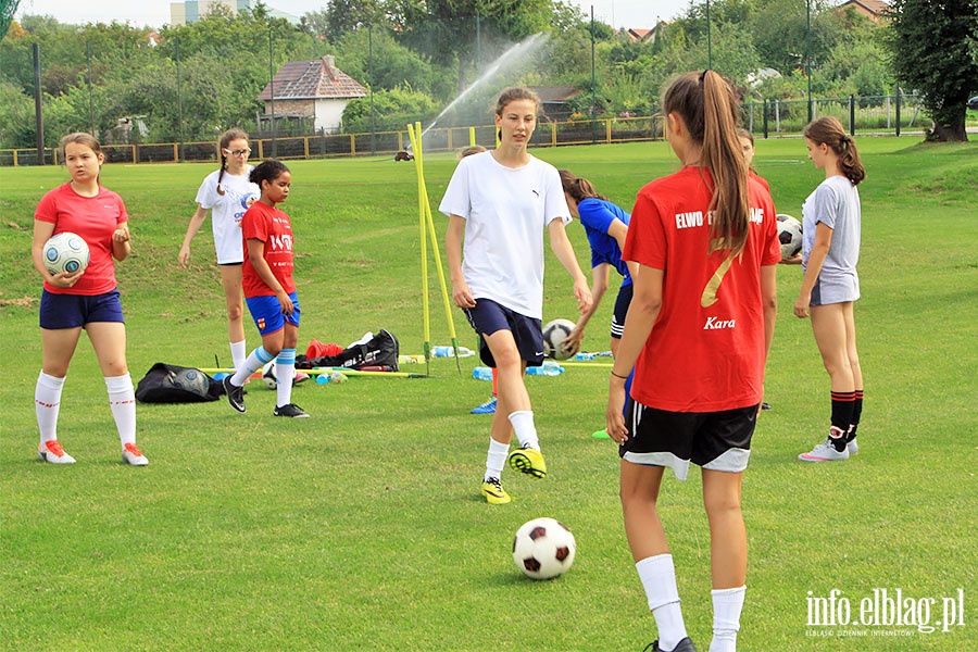 Olimpia Elblg doczekaa si eskiej druyny, fot. 17