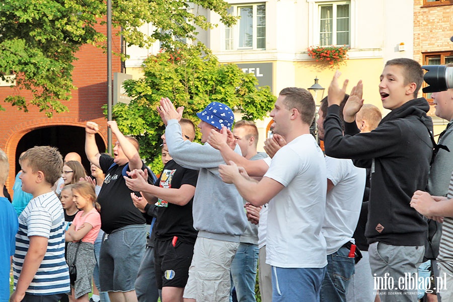 Żółto-biało-niebiescy zaprezentowali się elblążanom, fot. 50