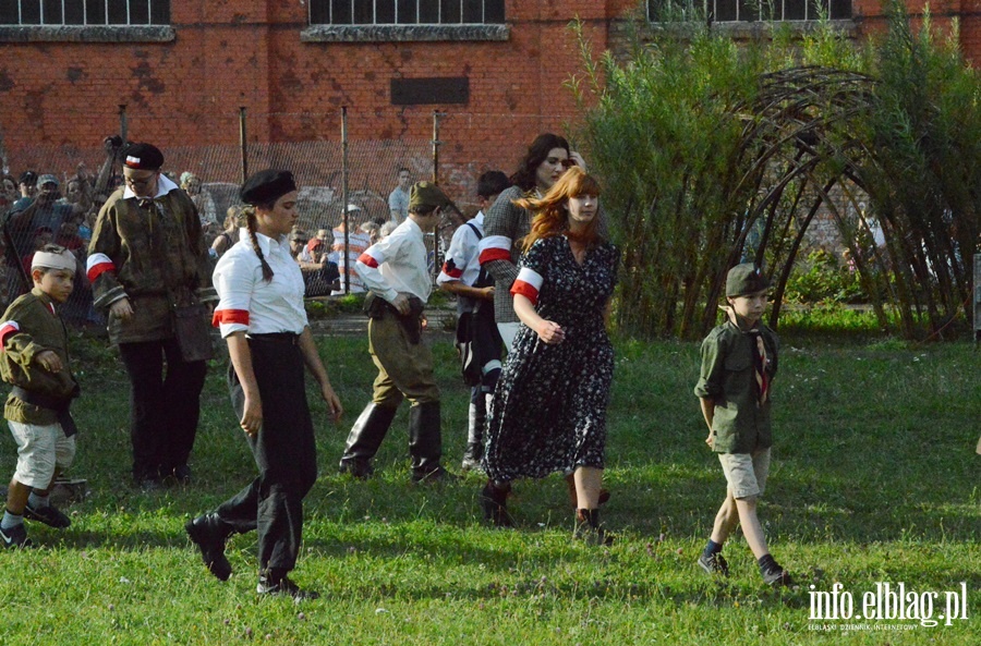 Inscenizacja Powstania Warszawskiego i przemarsz jej uczestnikw, fot. 12