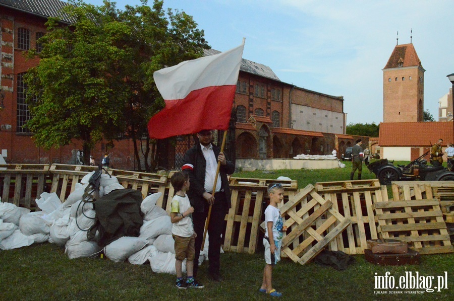 Inscenizacja Powstania Warszawskiego i przemarsz jej uczestnikw, fot. 26