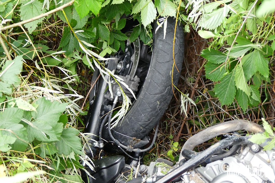 Malborska-Skrzydlata: kursantka motocyklem wjechaa do rowu. Ranna kobieta w szpitalu, fot. 11