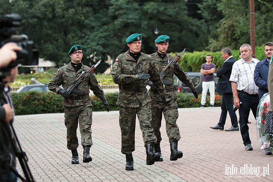 Uroczystosci pod pomnikiem Grudzie 70, fot. 11